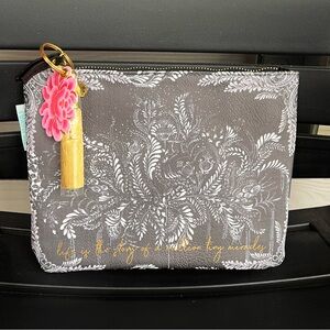NWT Papaya Zipper Bag